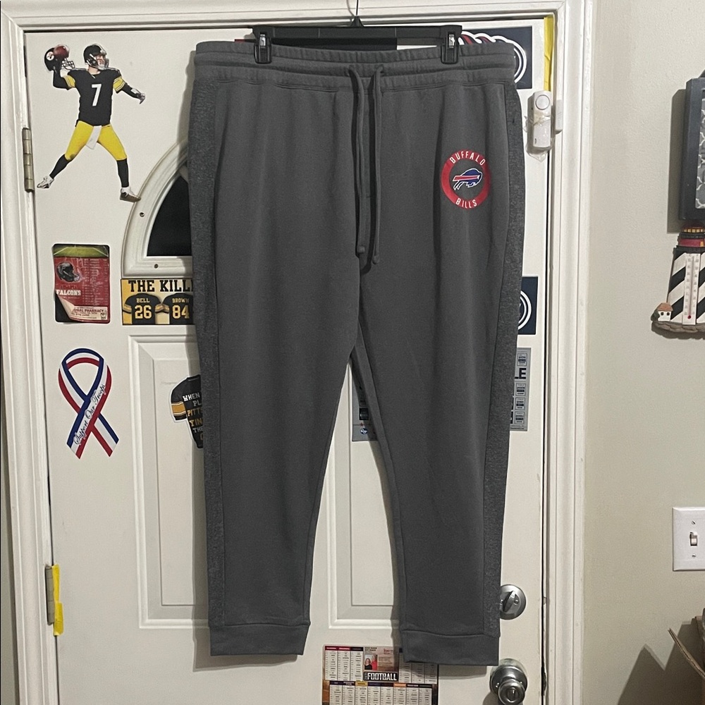 Buffalo Bills Charcoal Joggers. NWOT